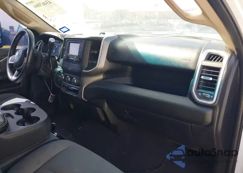 2020 Ram 2500 Big Horn 4X4 6'4 Box z USA, uszkodzony, nr VIN 3C6UR5DL4LG159992